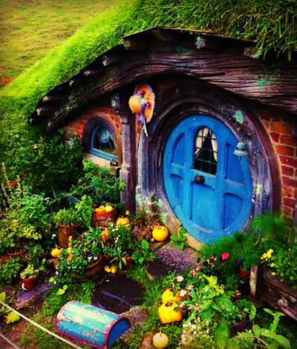 Hobbit house with blue door.Add a Hobbit House to your Fairy Garden we will show you how|fairiehollow.com
